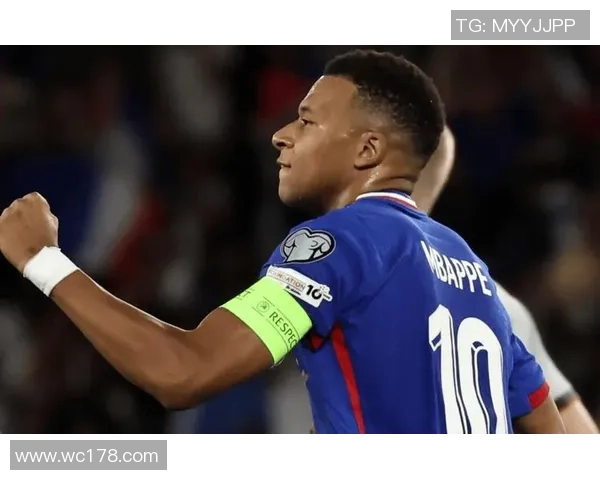 球星逆袭挑战赛：一场意外偷袭引发的足球风波与热议