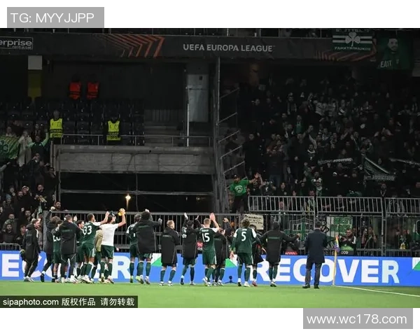 泪洒绿茵最感人足球巨星用拼搏与真情点亮无数球迷心灵